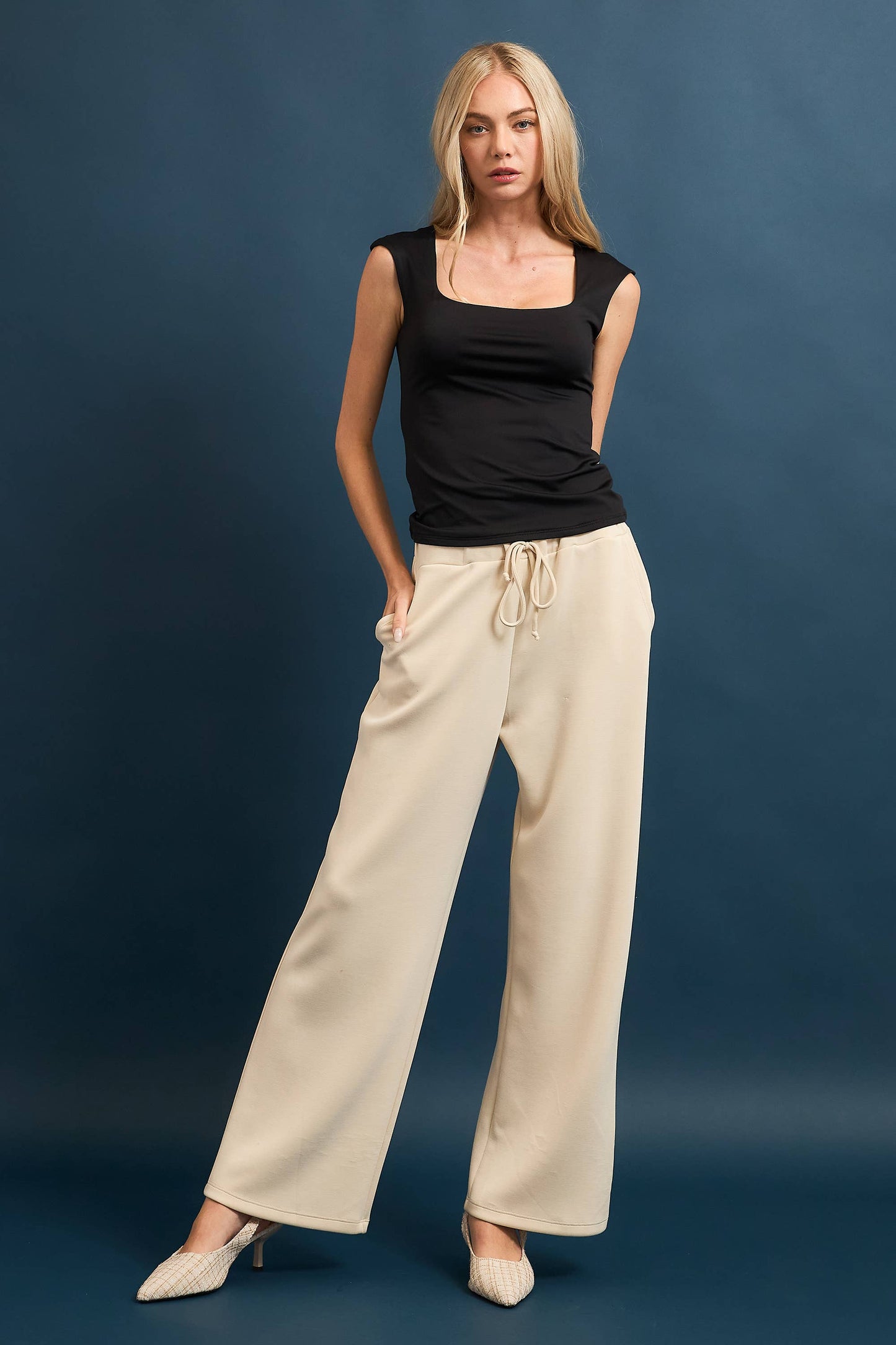 BUTTER KNIT SQUARE NECK SLEEVELESS TOP FWMT3749
