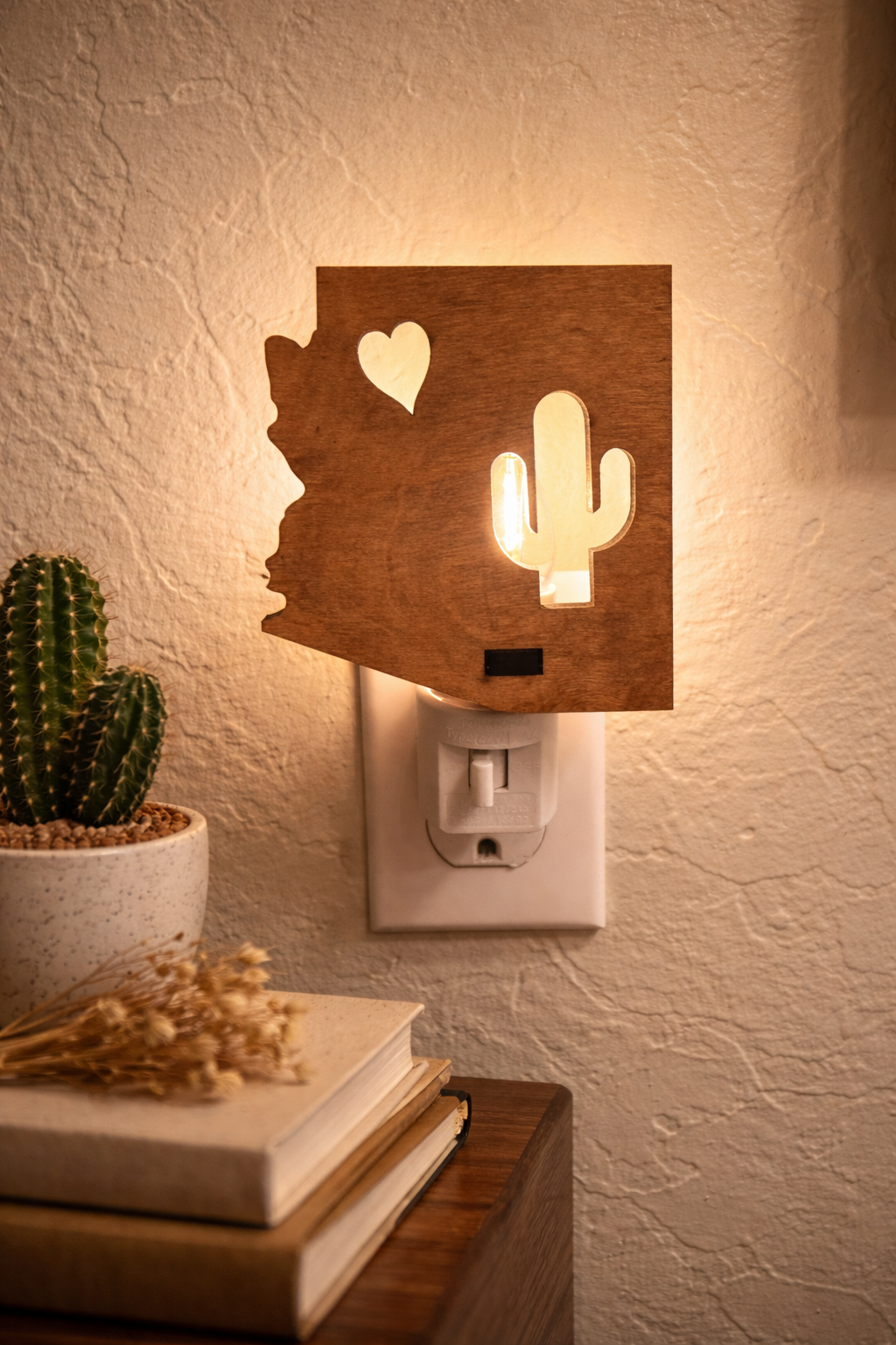 Az nite light on a swivel