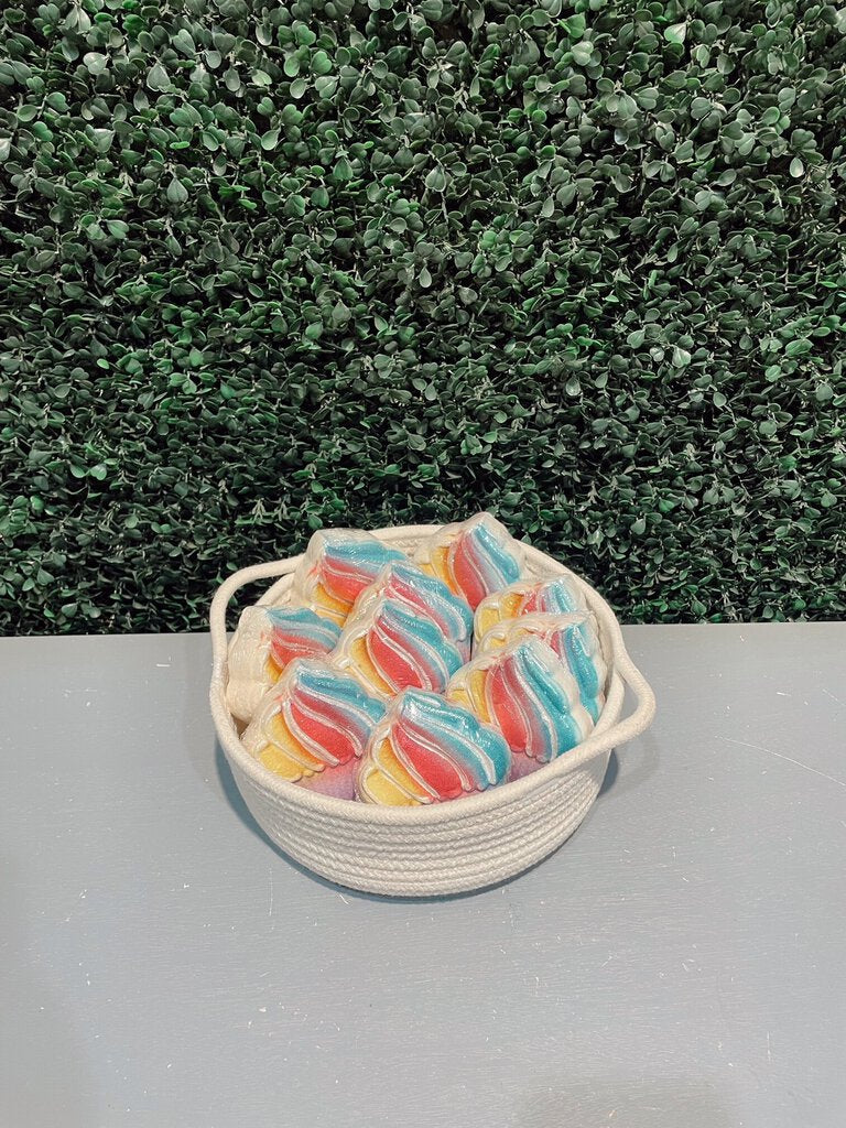 cupcake bath bomb