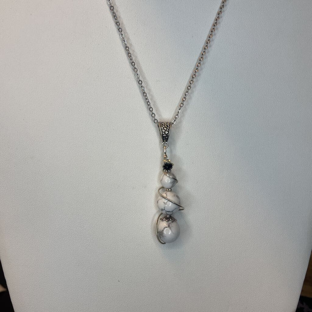 Howlite and Unakite Bead Wrap 22in. Necklace