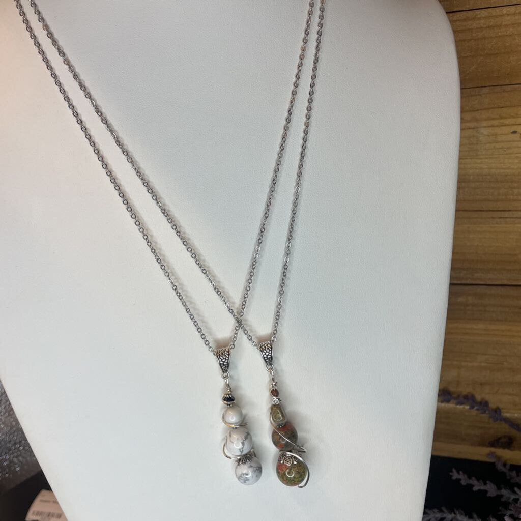 Howlite and Unakite Bead Wrap 22in. Necklace