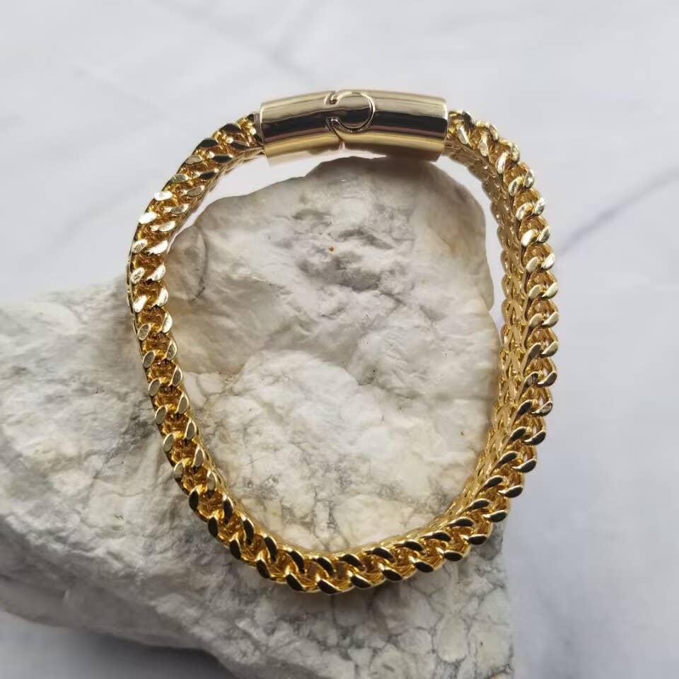 Stainless Chunky Chain Bracelet - Magnetic Snap