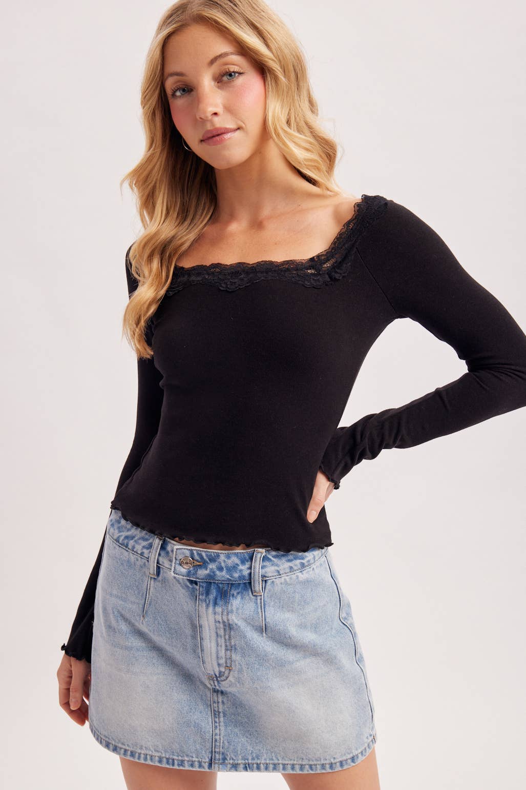 LACE TRIM SQUARE & BOAT NECK 2-WAY KNIT TOP