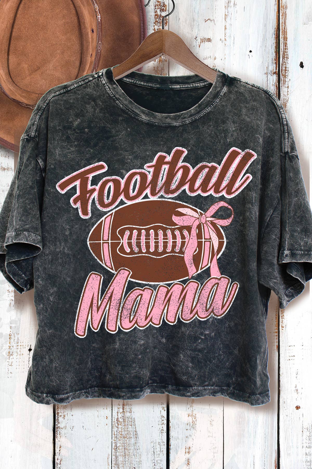 BT2040 CMT FOOTBALL MAMA Mineral Wash Crop T