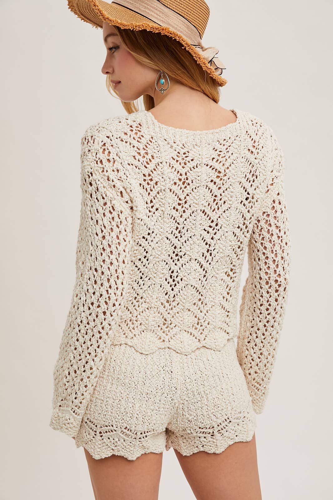 OPEN KNIT SWEATER PULLOVER & SHORTS SET
