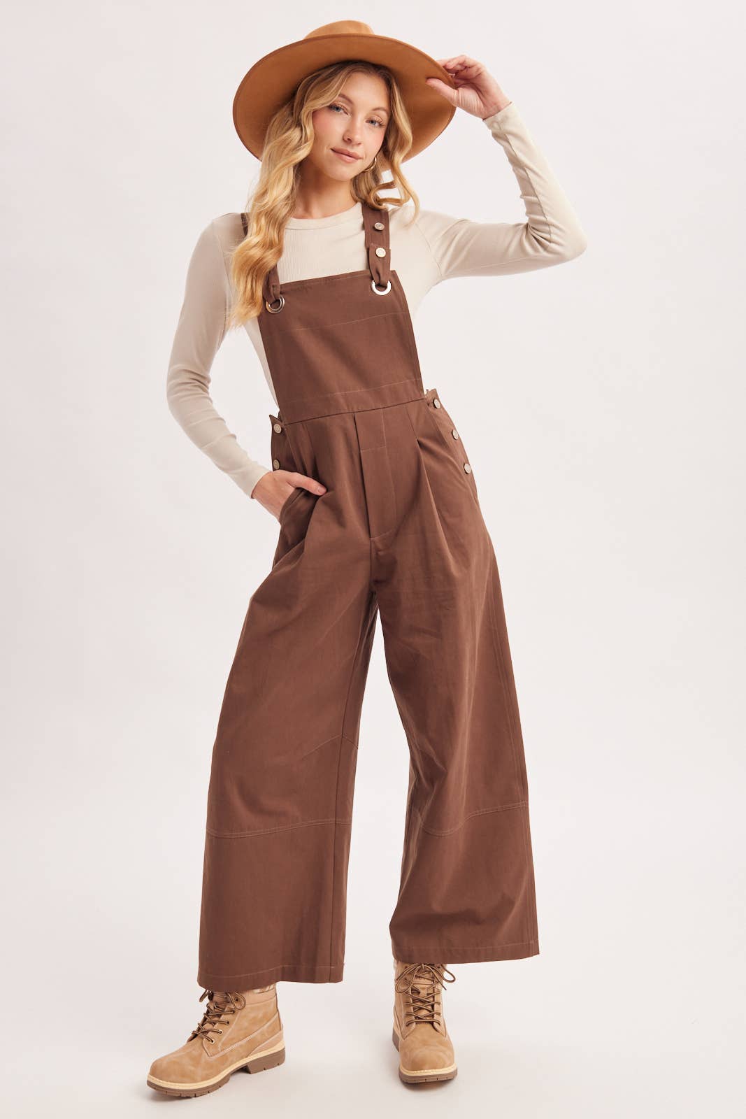 WIDE-LEG OVERALLS JUMPSUIT