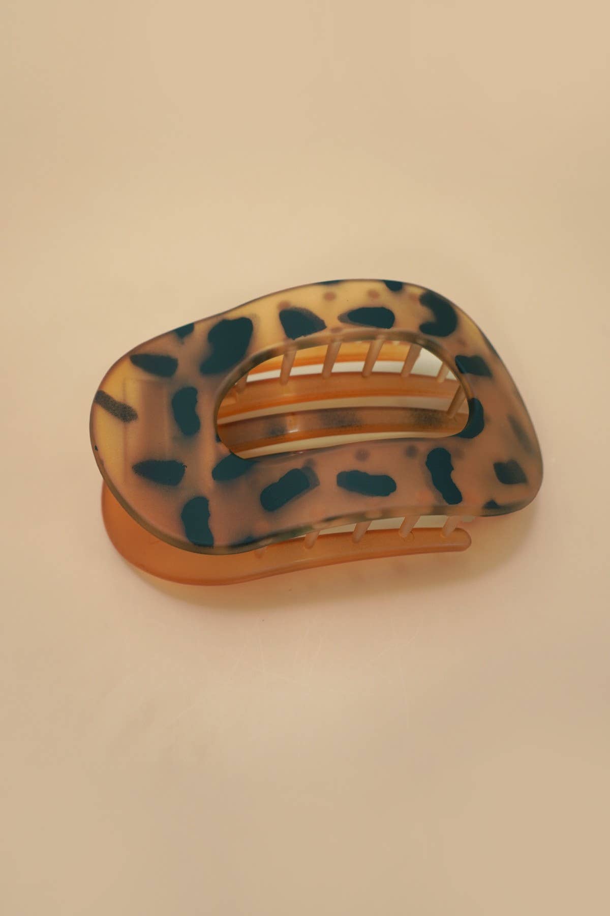 Jumbo Lay Flat Oval Hair Claw Clips Secure Styling | 40H982