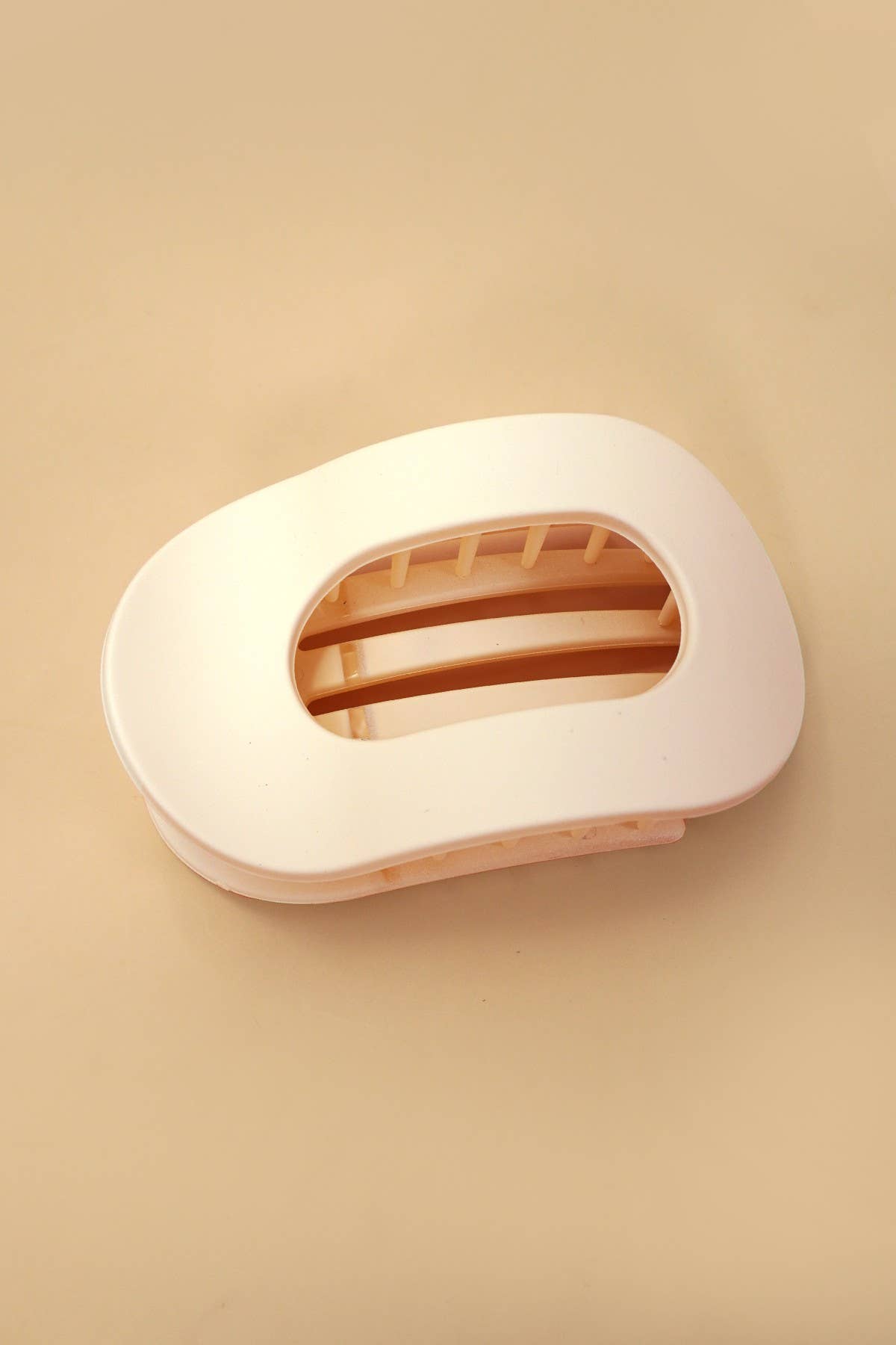 Jumbo Lay Flat Oval Hair Claw Clips Secure Styling | 40H982