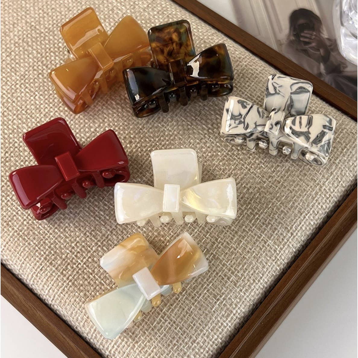 Mini Bowtie Assorted Hair Claws (DAKI)