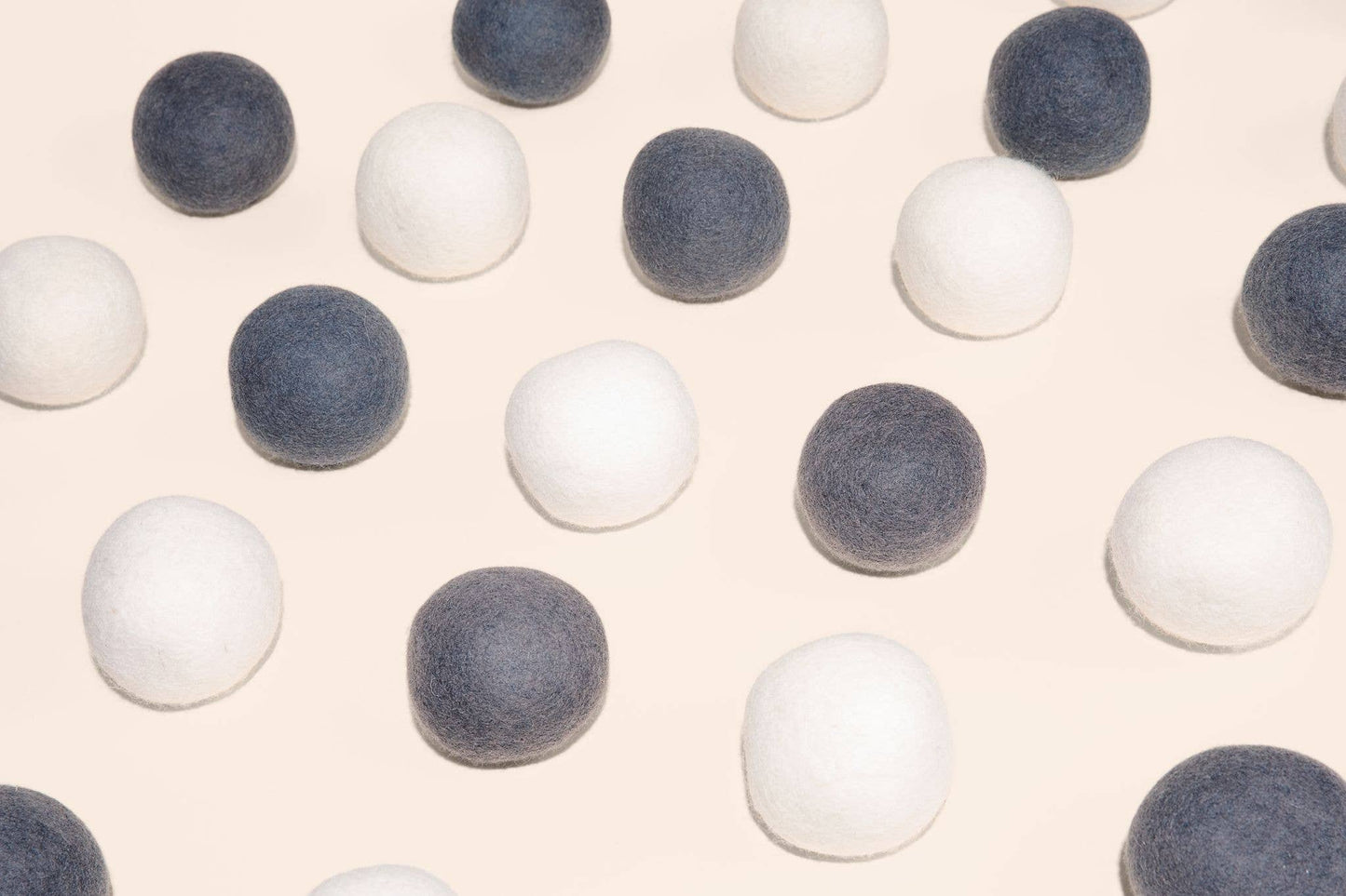 Bulk New Zealand Wool Dryer Balls | Faire Market Bestseller