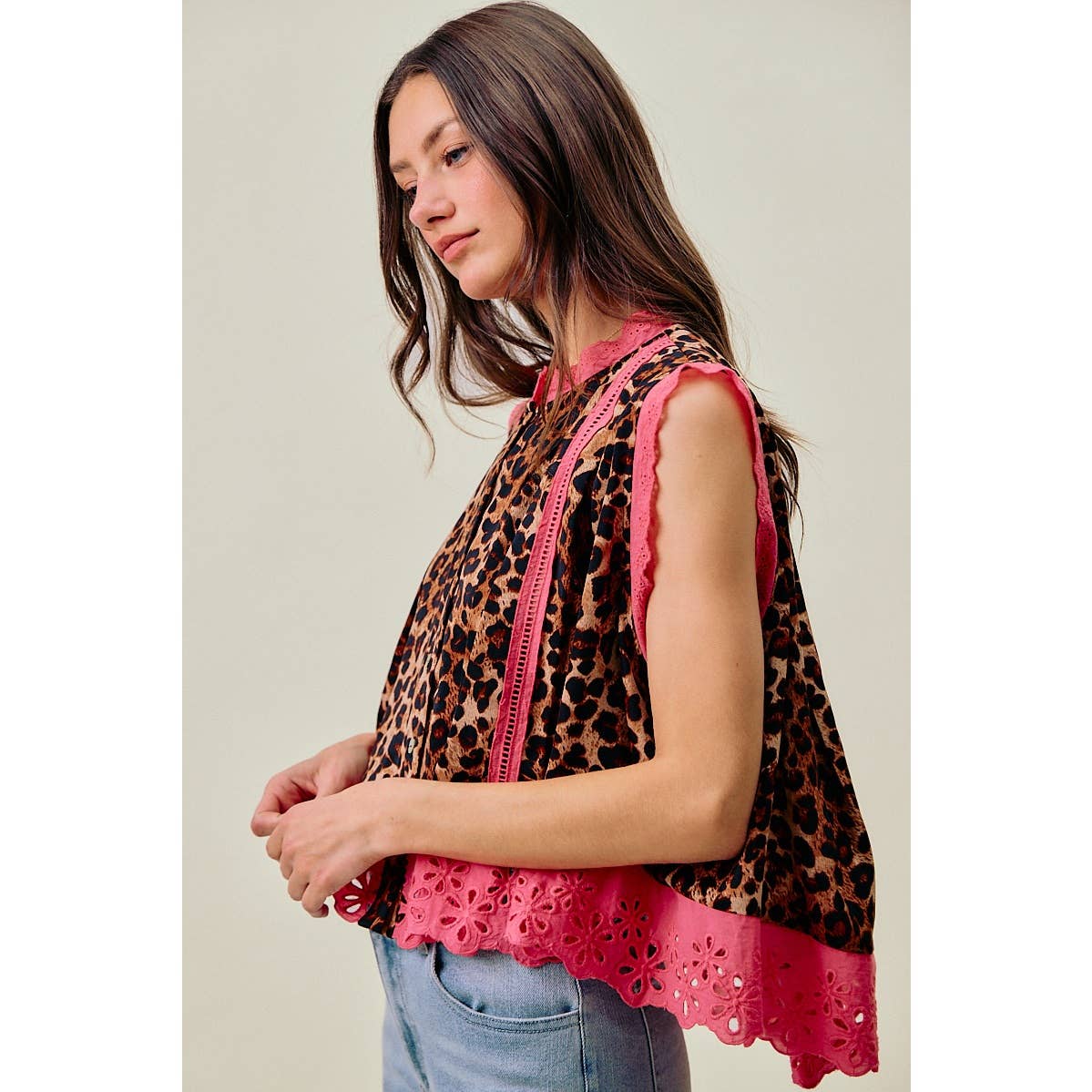 LEOPARD BUTTON UP PLEATED SLEEVELESS BLOUSE TOP