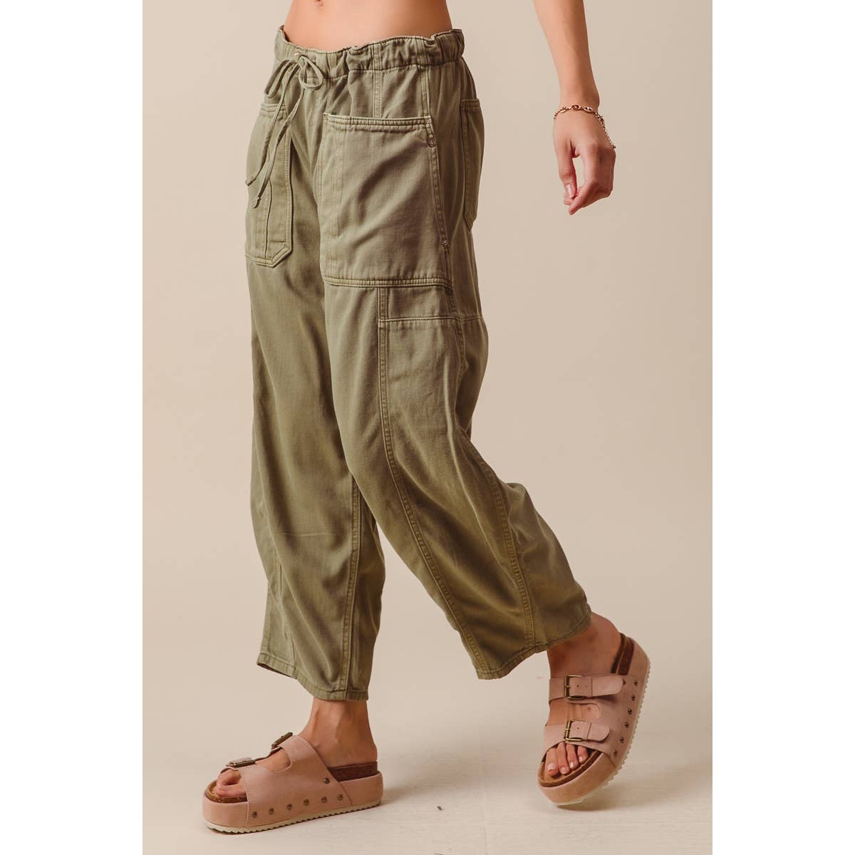MID RISE WIDE LEG PANTS  WITH POCKETS