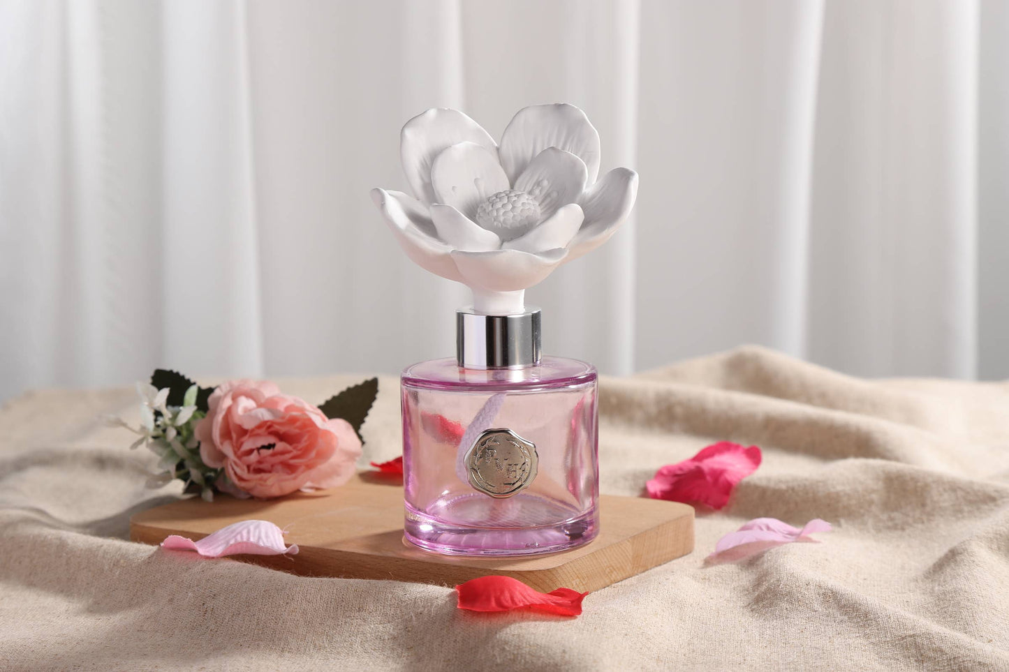 Magnolia Flower Diffuser Gift Set - Velvet Petunia