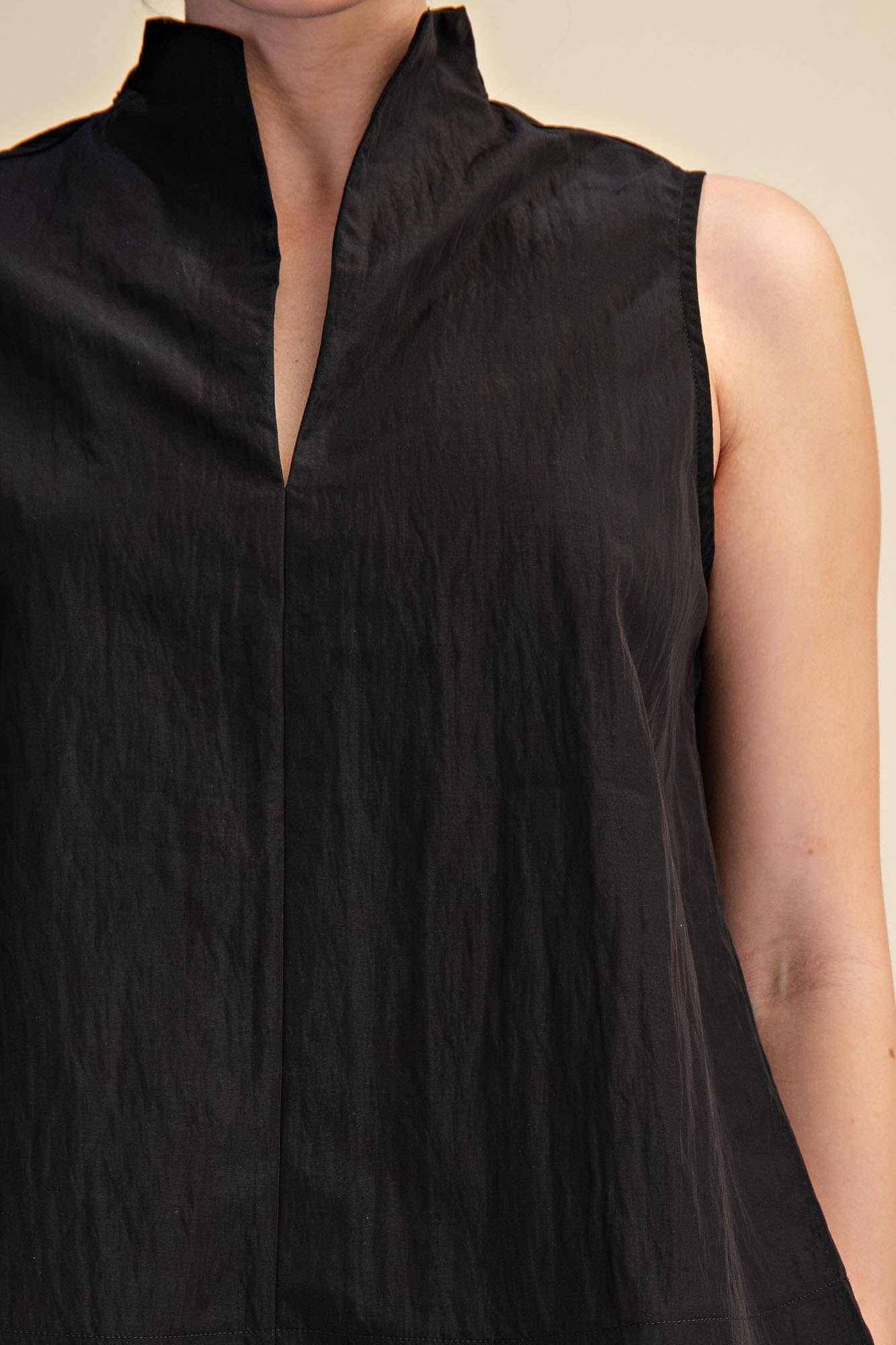 Stand Collar Slit V-Neck Sleeveless Top
