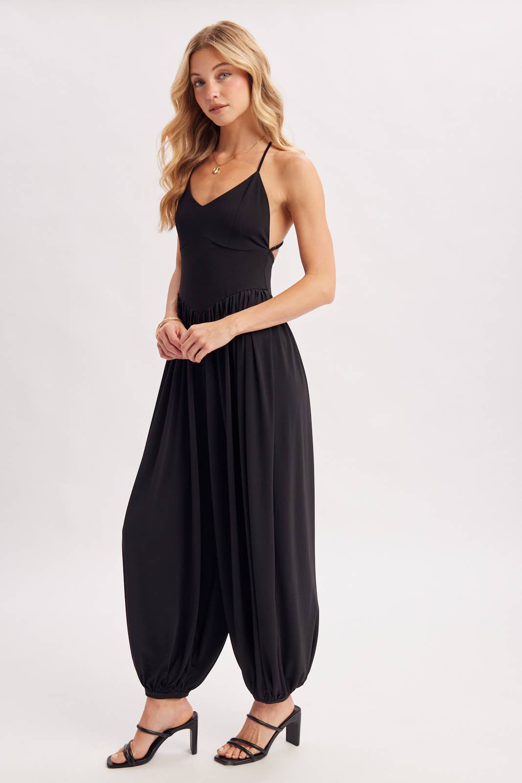 V-NECK RELAXED FLOWY LEGS JUMPSUIT CRISS-CROSS OPEN BACK