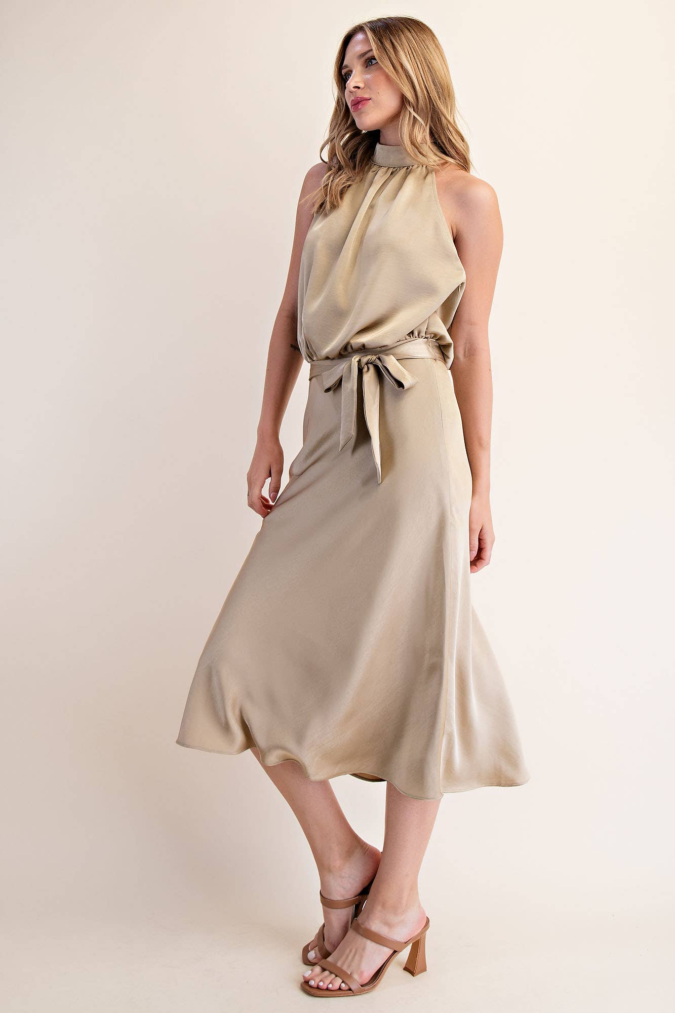 Halter Neck Sleeveless Midi Dress