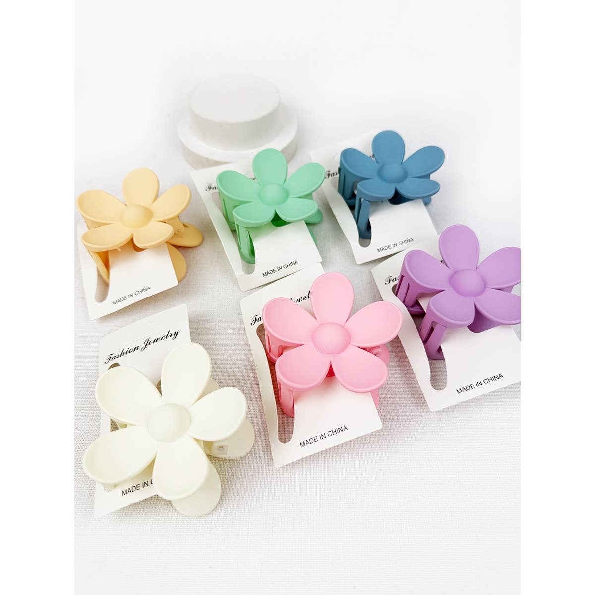 Pastel Tone Daisy Hair Clips