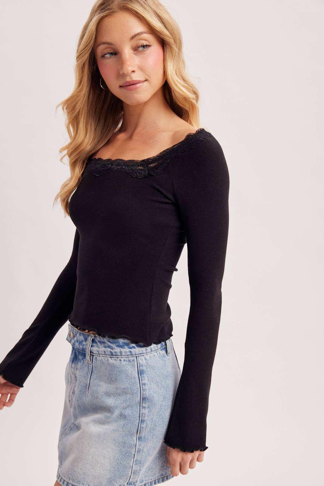 LACE TRIM SQUARE & BOAT NECK 2-WAY KNIT TOP