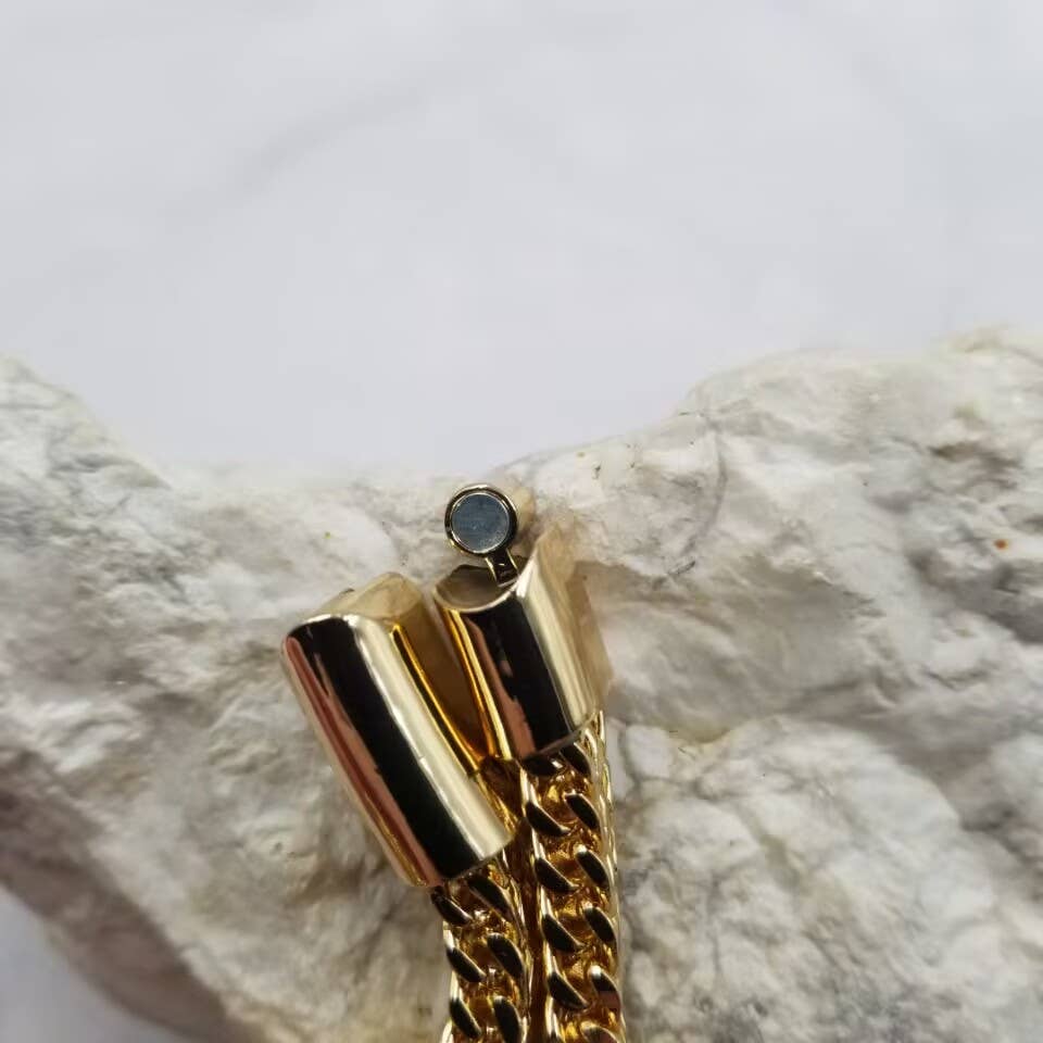 Stainless Chunky Chain Bracelet - Magnetic Snap