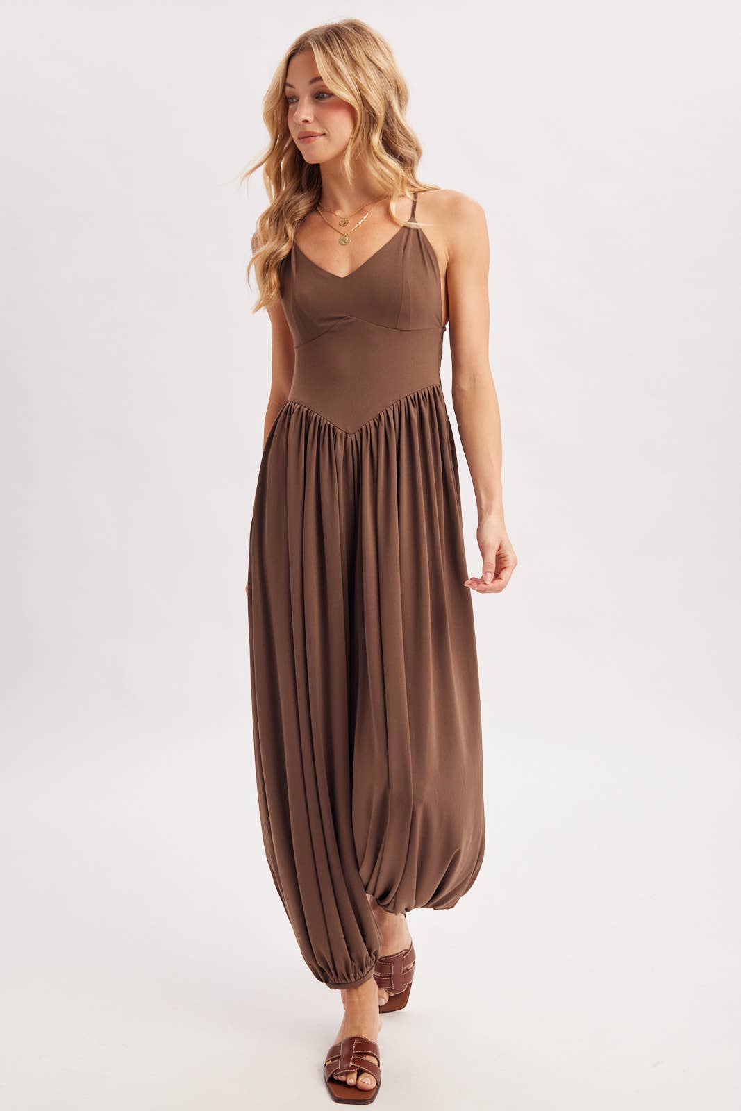 V-NECK RELAXED FLOWY LEGS JUMPSUIT CRISS-CROSS OPEN BACK