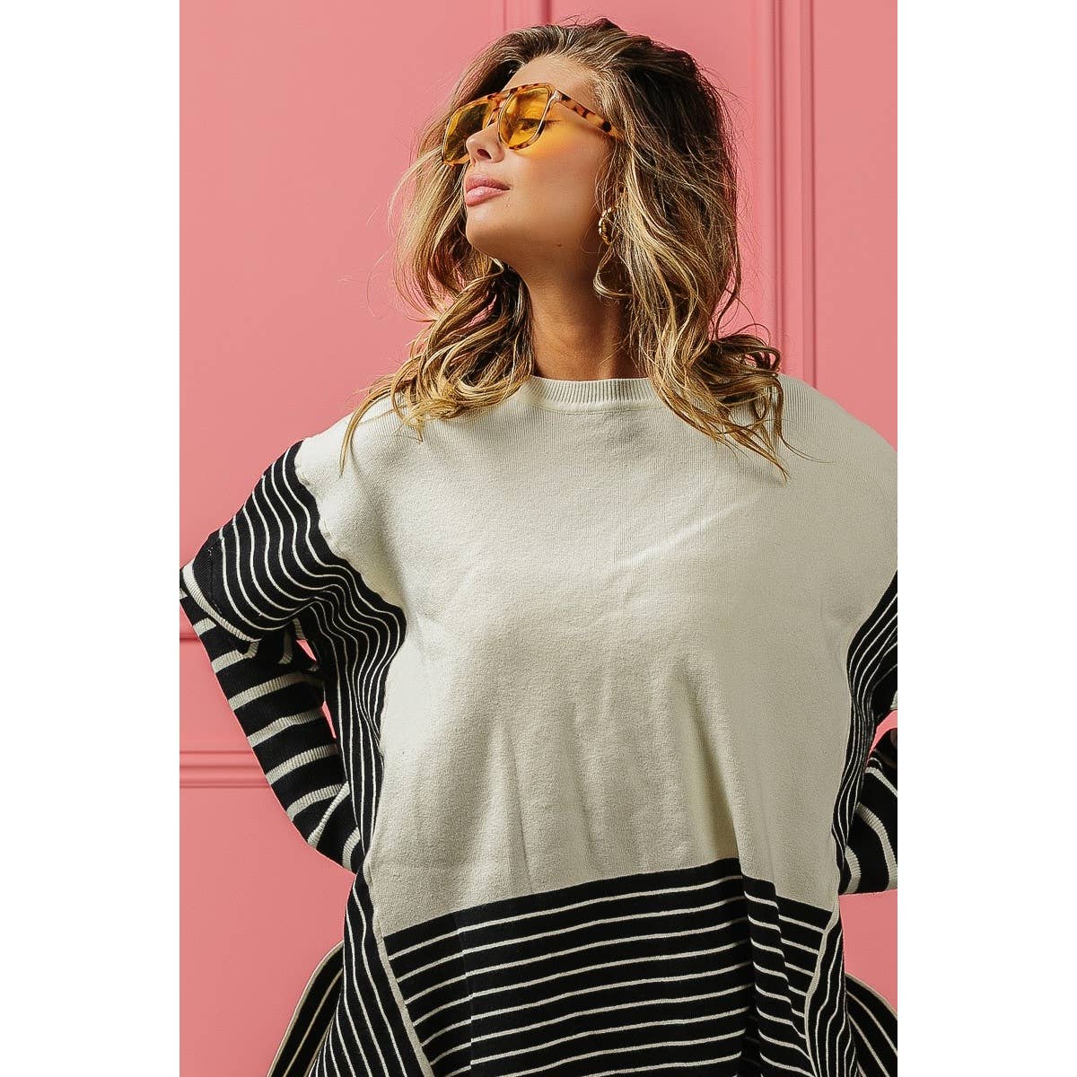 MIXED STRIPE SIDE SLIT SWEATER