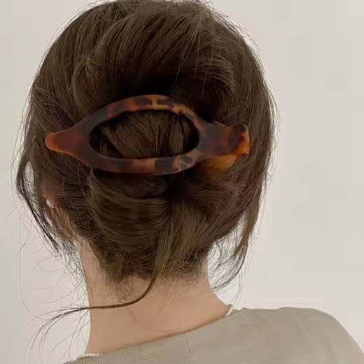 OVAL LAY DOWN FLAT HAIR CLAW CLIPS | 40H917