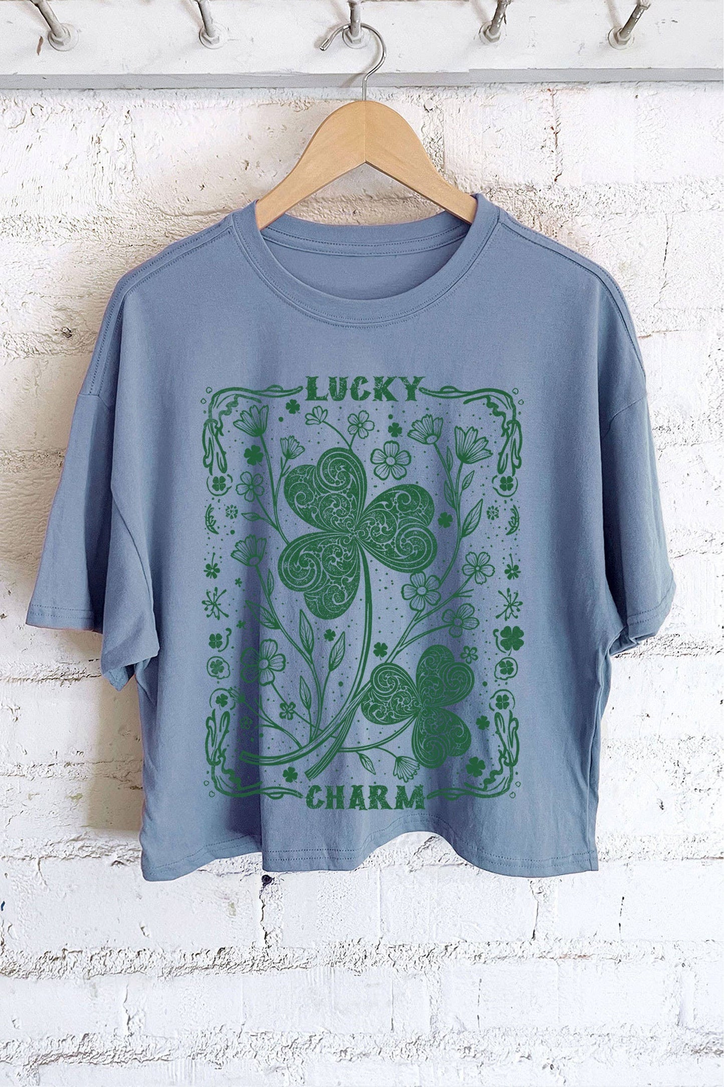 LUCKY CHARM CLOVER GRAPHIC LONG CROP TOP