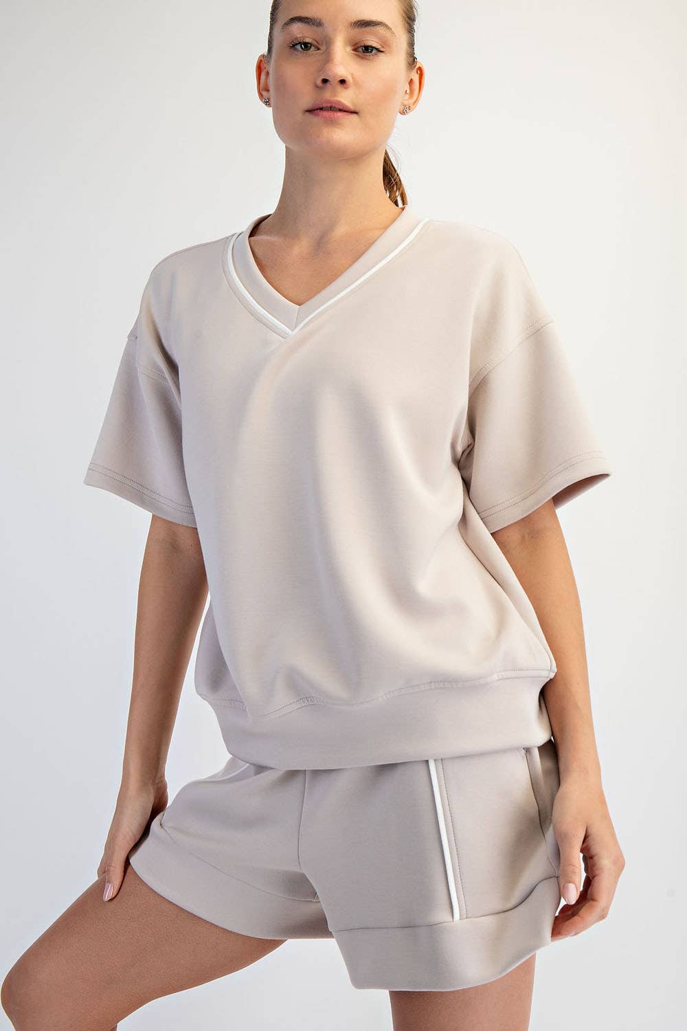 MODAL SCUBA V NECK FLAT PIPING SHORT SLEEVE TOP