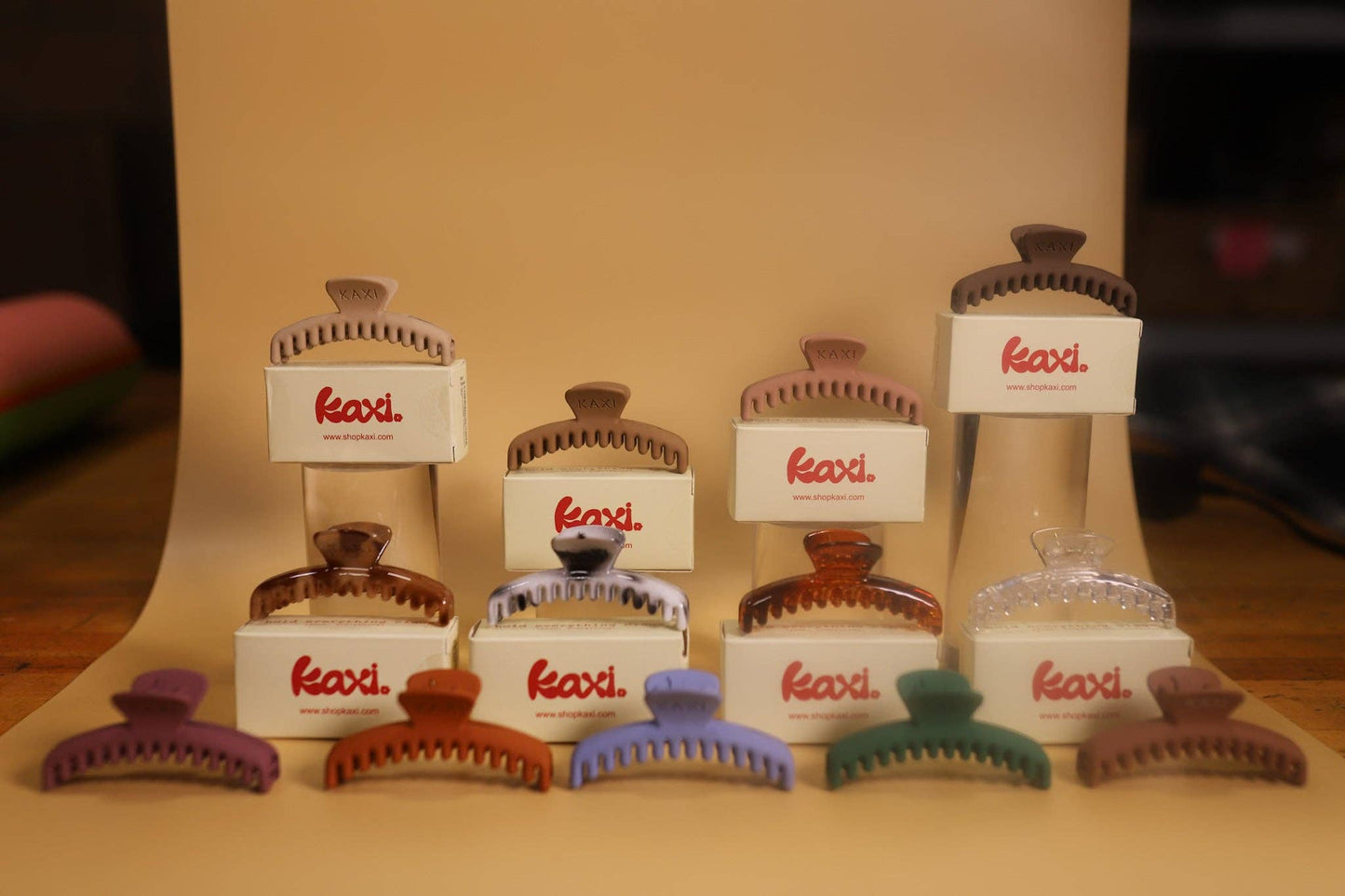 MATTE MINI HOLD EVERYTHING CLAW ( 11 COLORS )