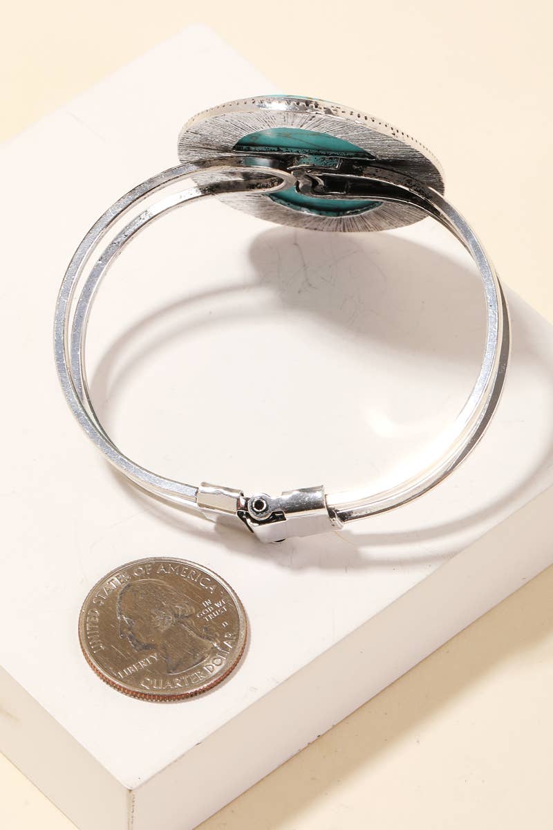 Large Oval Turquoise Clasp Bracelet
