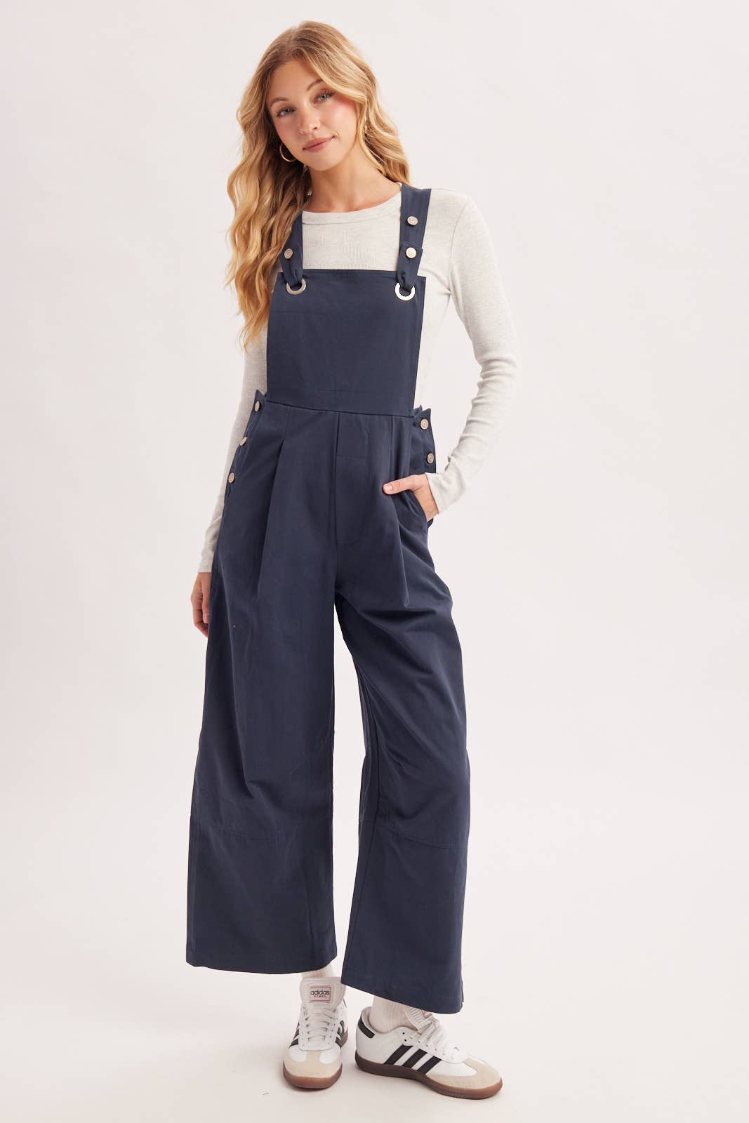 WIDE-LEG OVERALLS JUMPSUIT