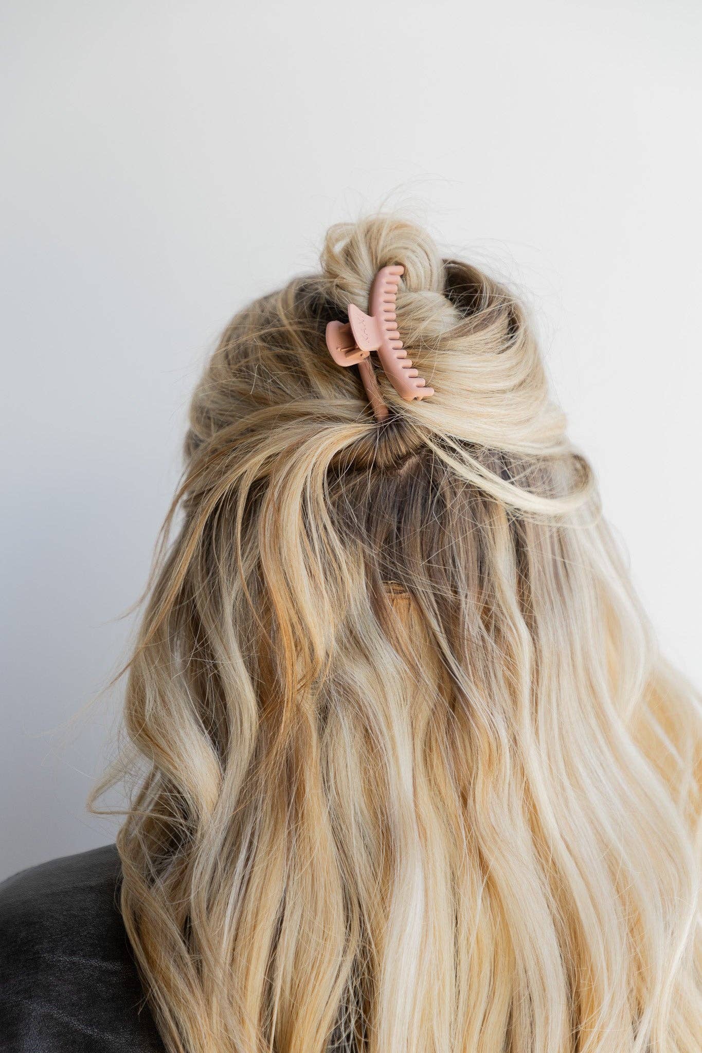 MATTE MINI HOLD EVERYTHING CLAW ( 11 COLORS )