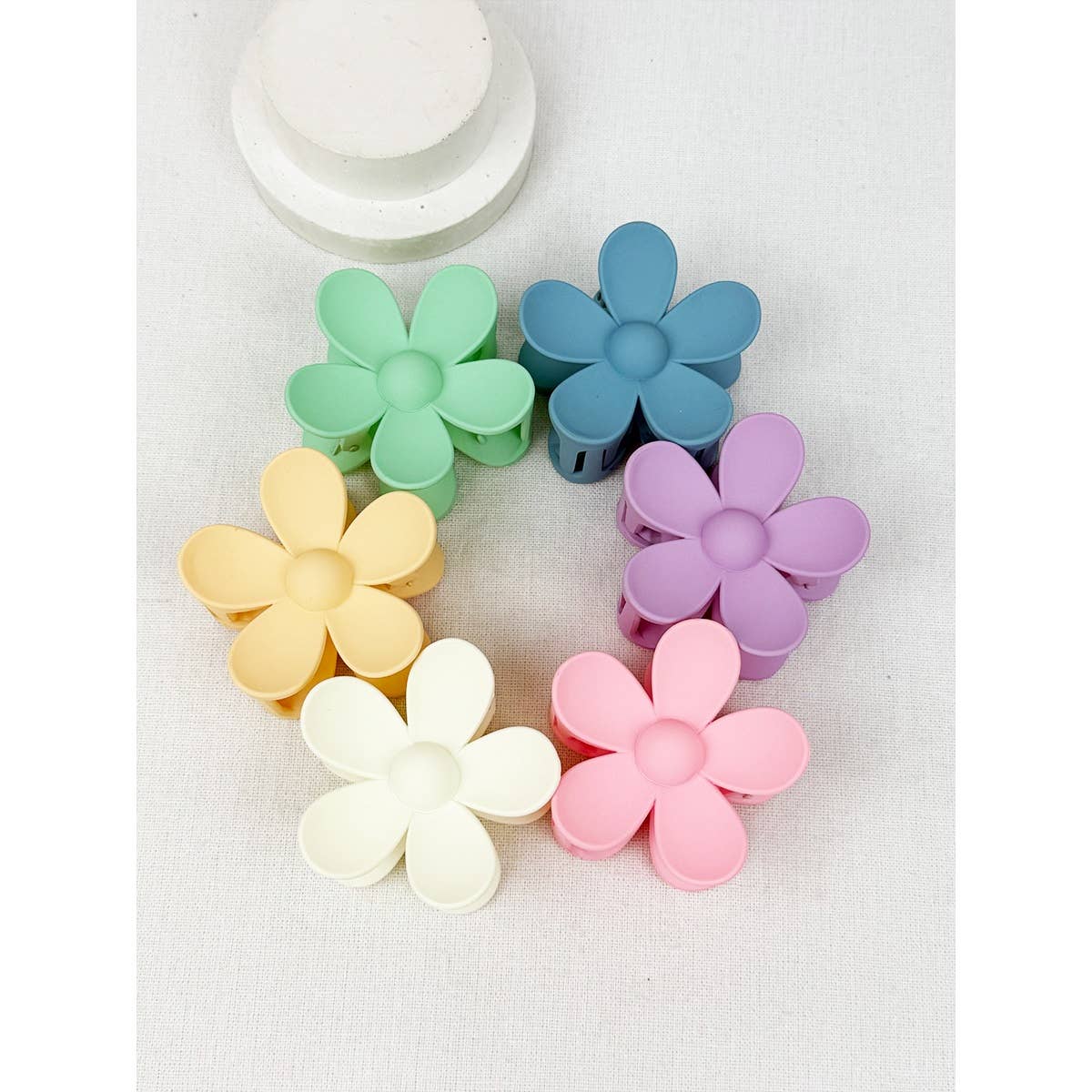 Pastel Tone Daisy Hair Clips