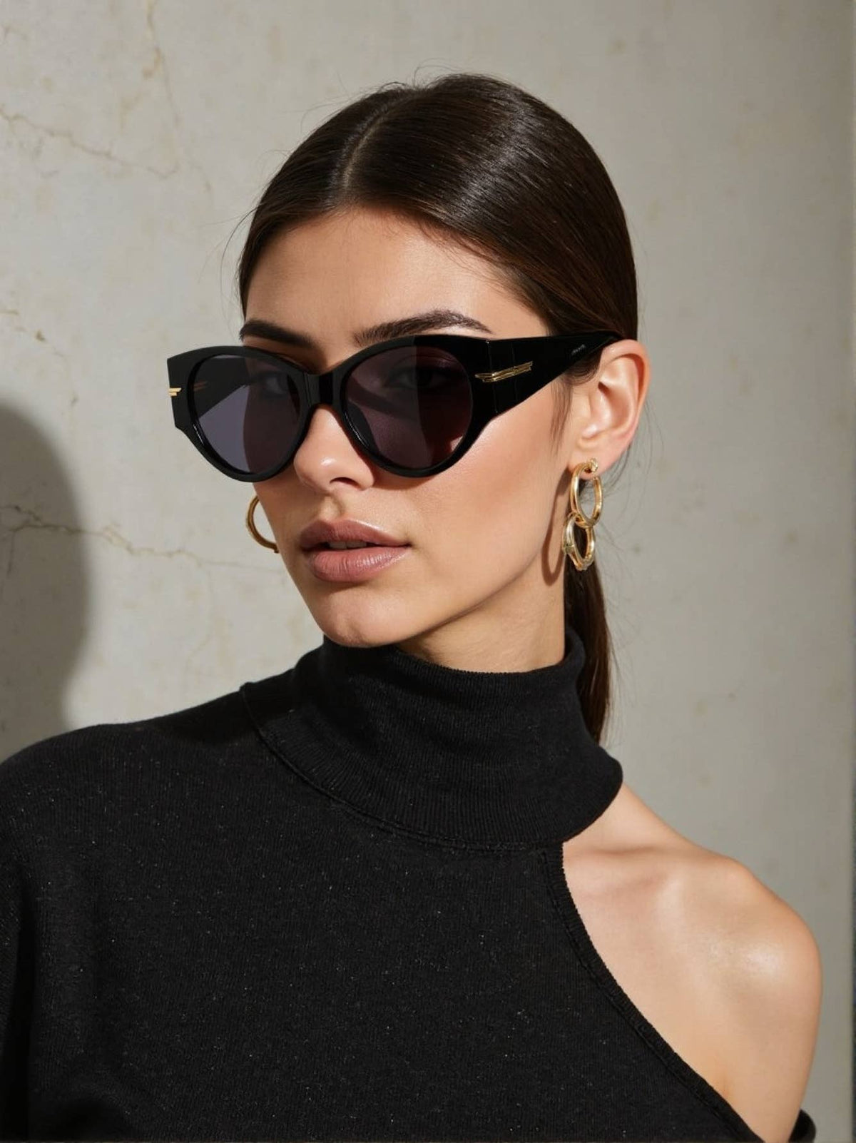 Women Sleek Oval Retro Cat Eye Sunglasses