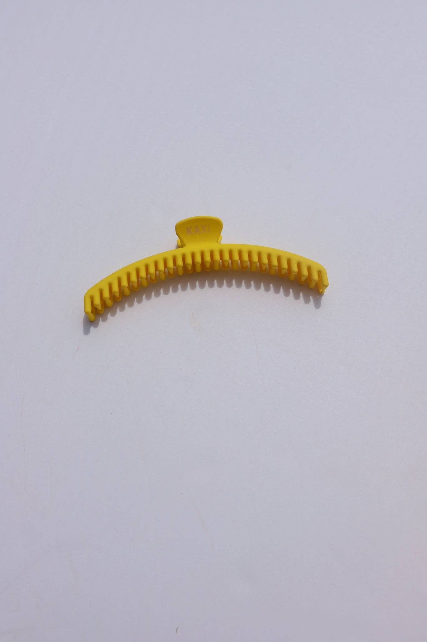 Midi Hold Everything Claw – Matte Finish