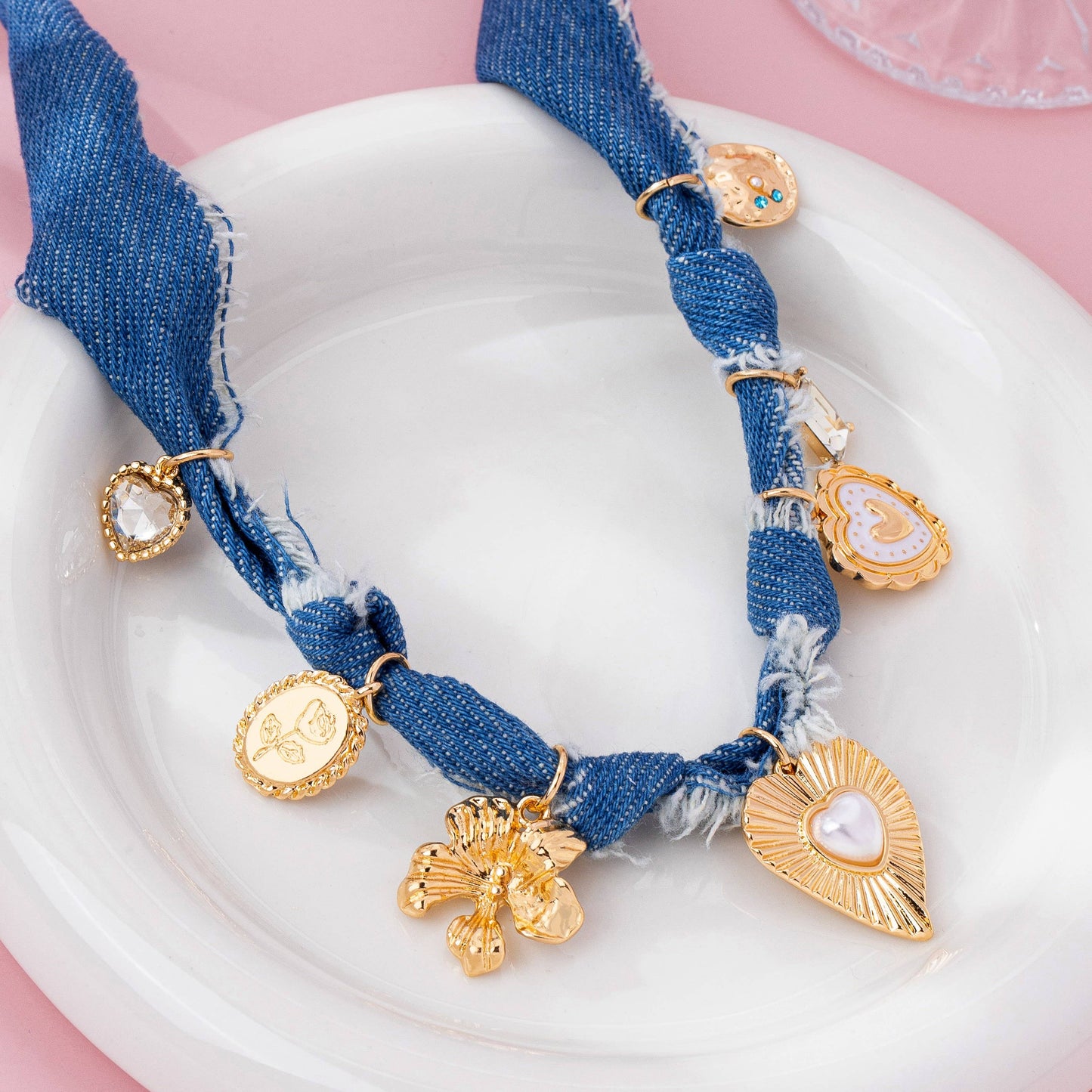Distressed Denim Heart Floral Charm Necklace | 80N92861