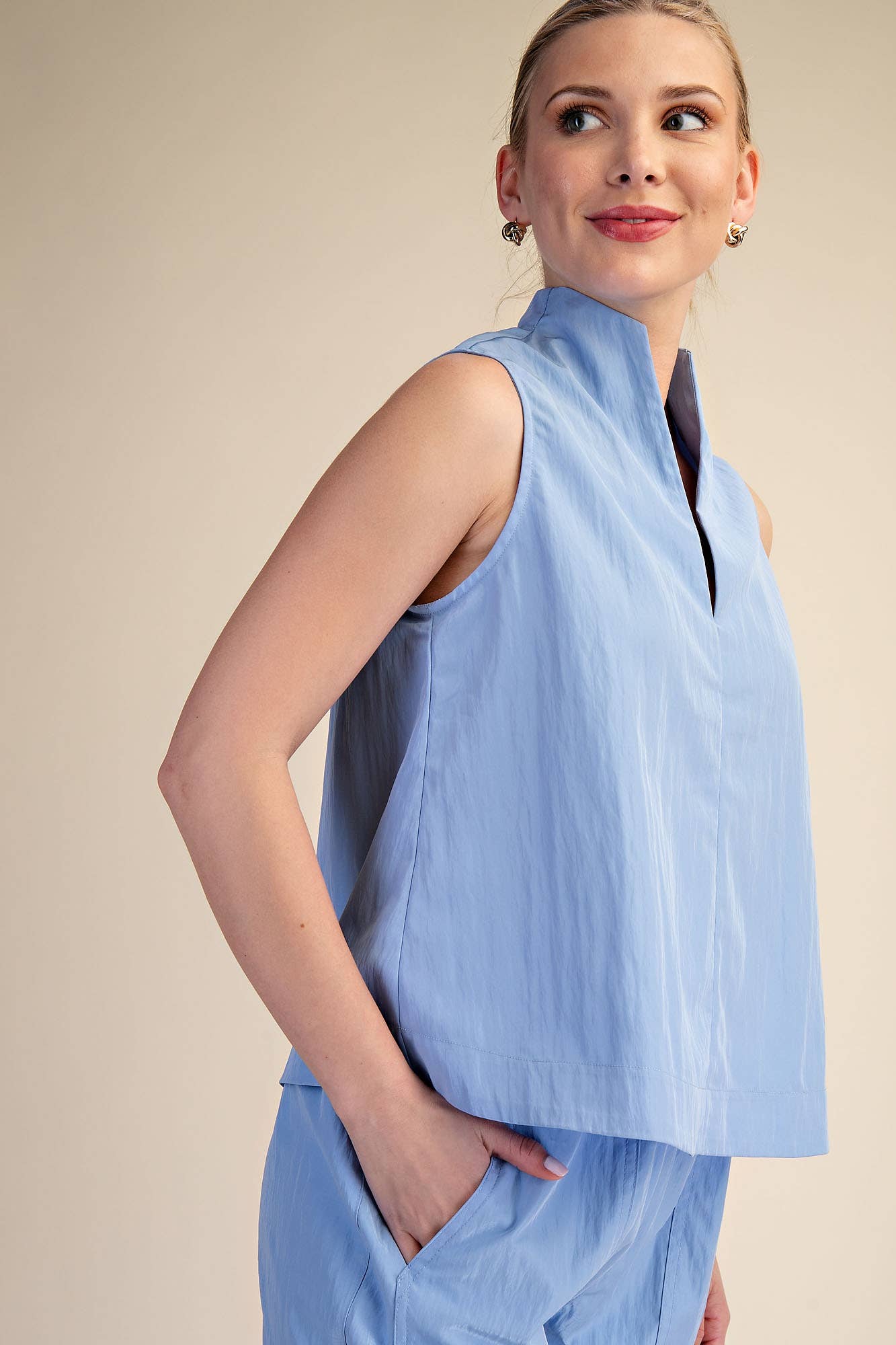 Stand Collar Slit V-Neck Sleeveless Top