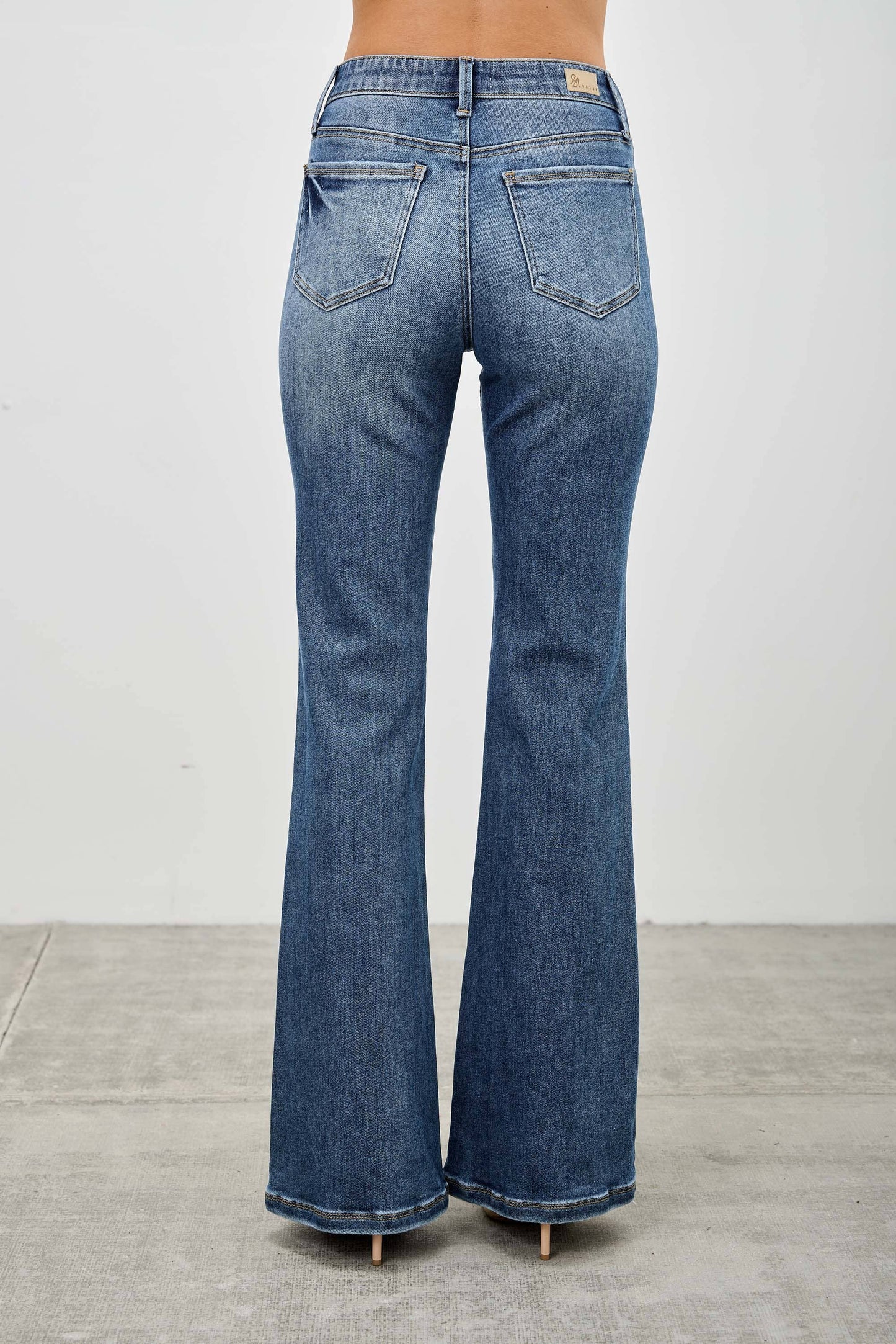 P8191M-MID RISE BOOT CUT WITH DESTROY