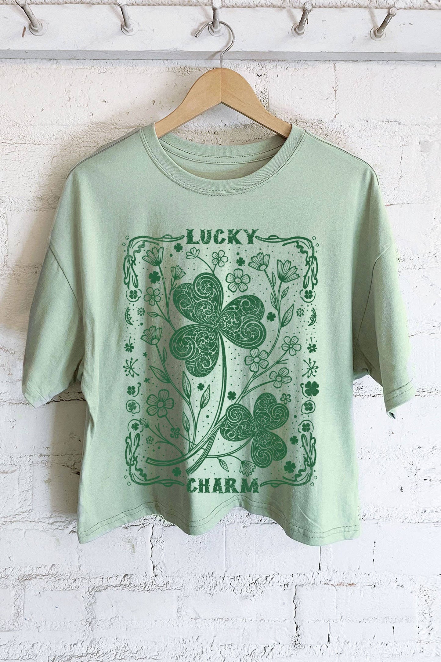 LUCKY CHARM CLOVER GRAPHIC LONG CROP TOP