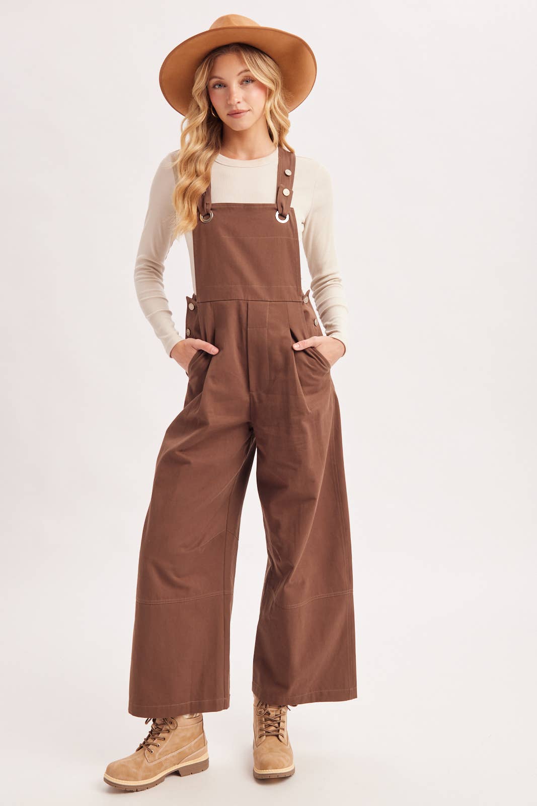 WIDE-LEG OVERALLS JUMPSUIT