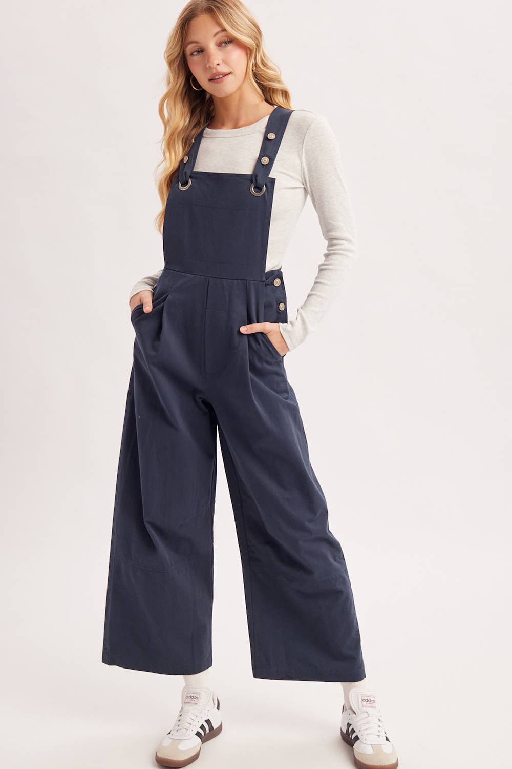 WIDE-LEG OVERALLS JUMPSUIT