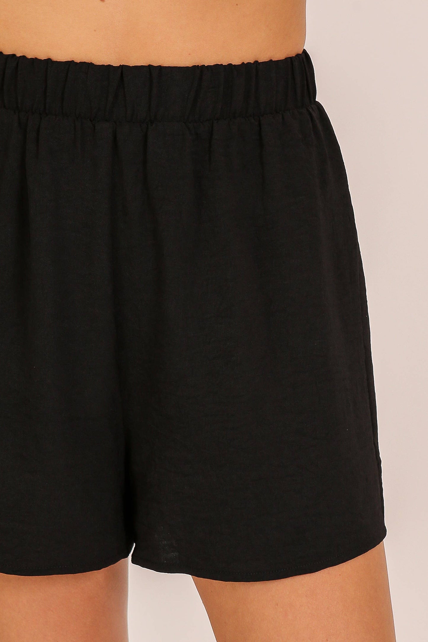 Summer Elastic Waist Airflow Shorts 6