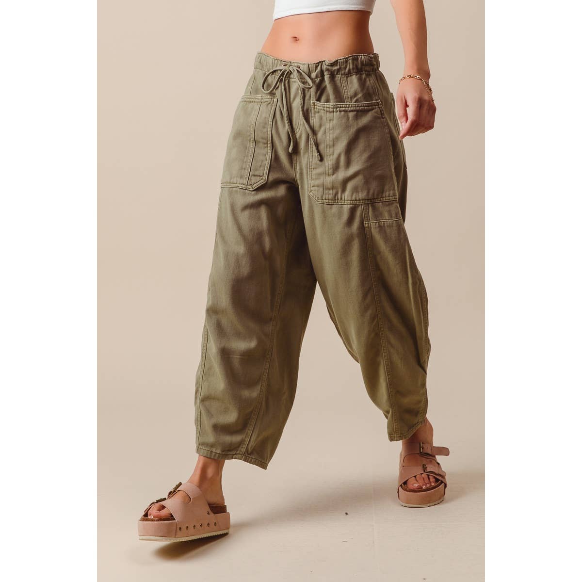 MID RISE WIDE LEG PANTS  WITH POCKETS