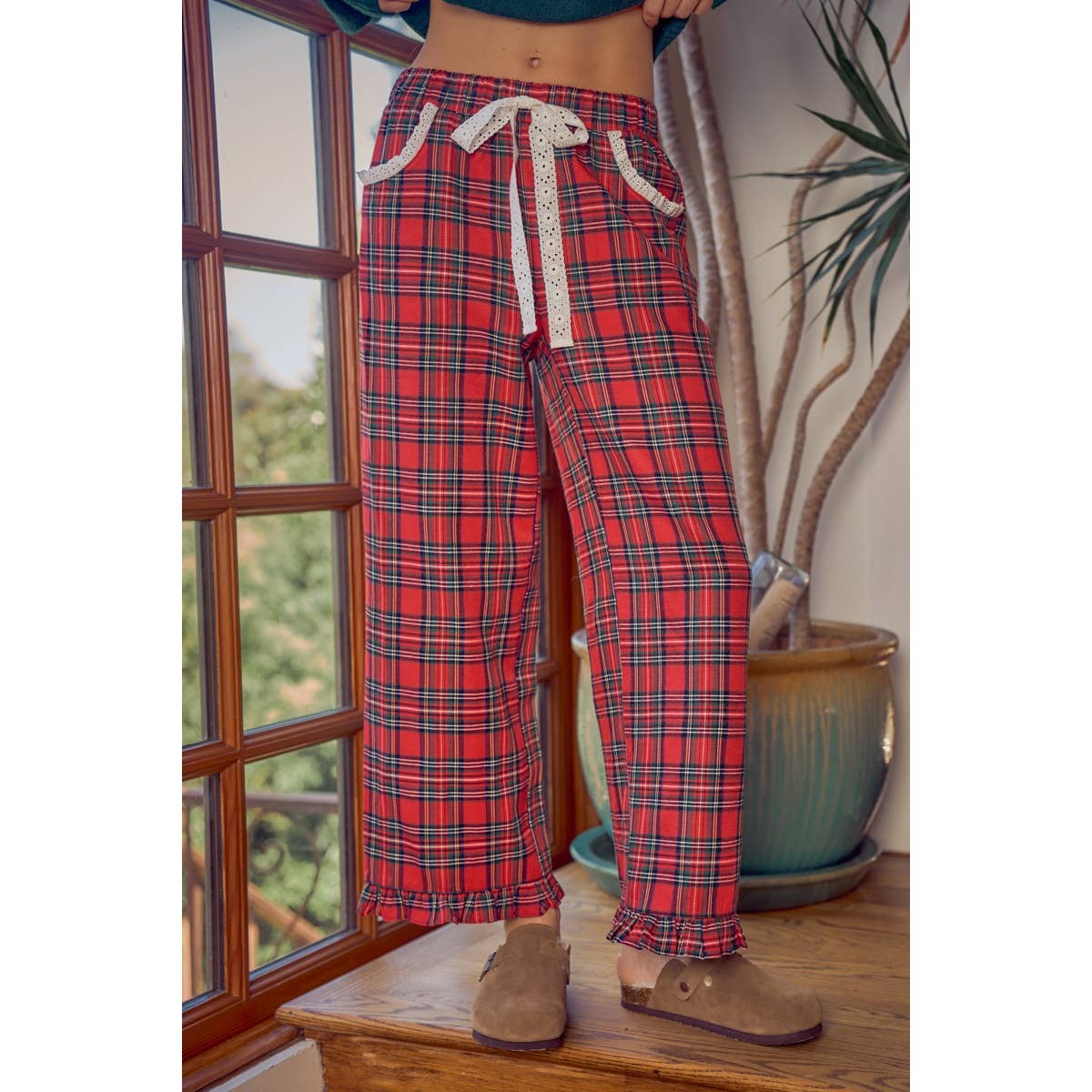 RUFFLED BOTTOM DETAIL CHRISTMAS PLAID CHECK LACE TRIM PANTS