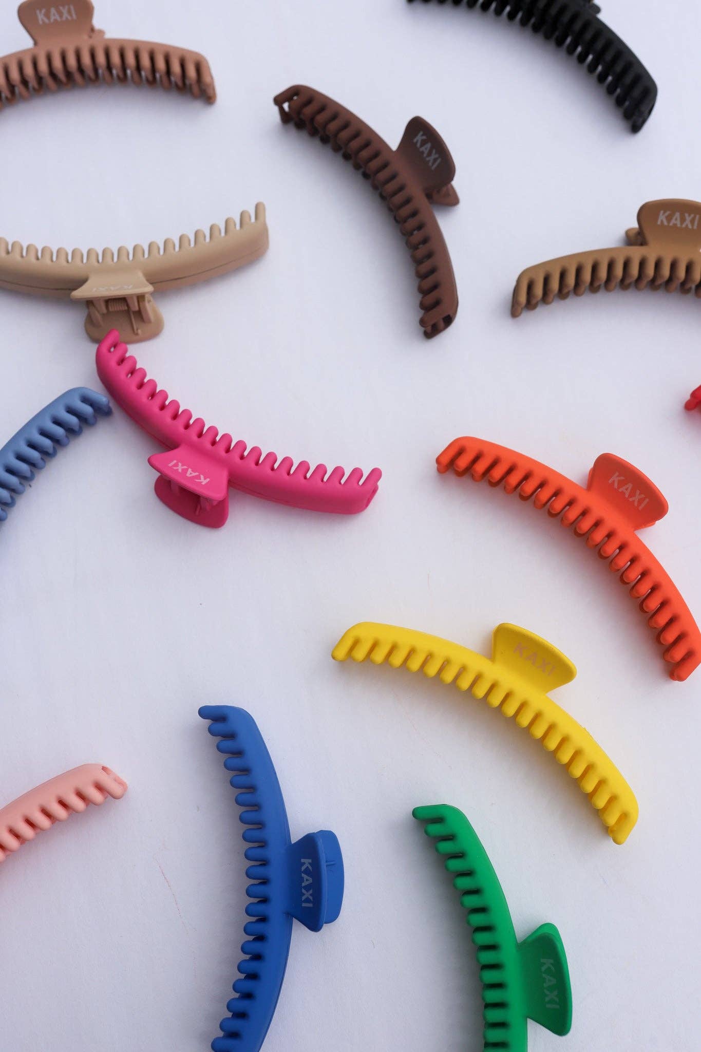 Midi Hold Everything Claw – Matte Finish