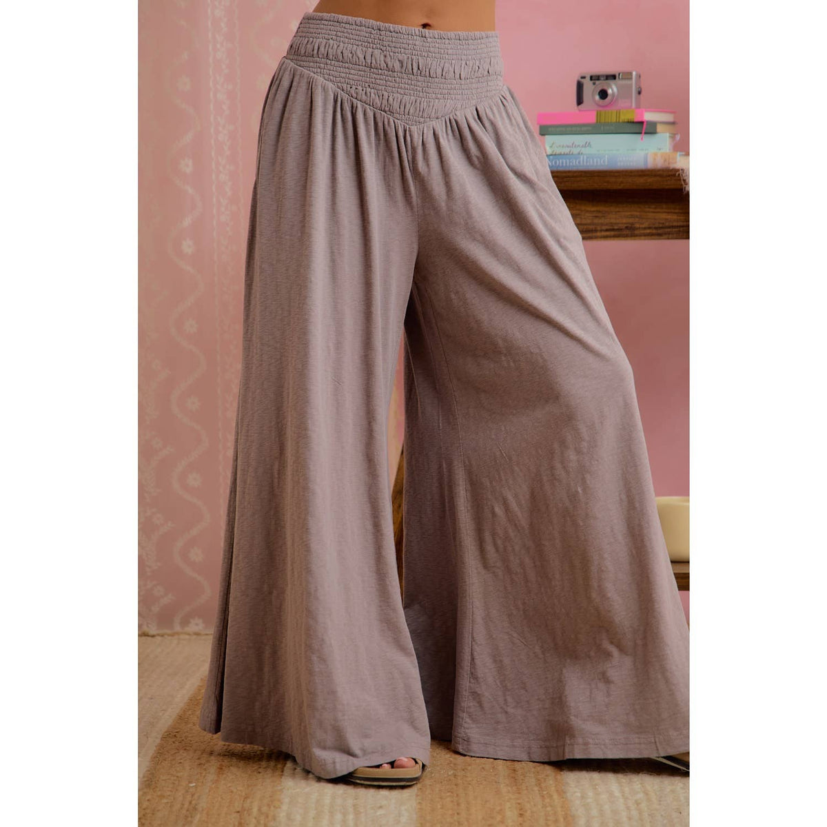 WOMEN SMOCKED WAIST WIDE LEG PULL ON PANTS
