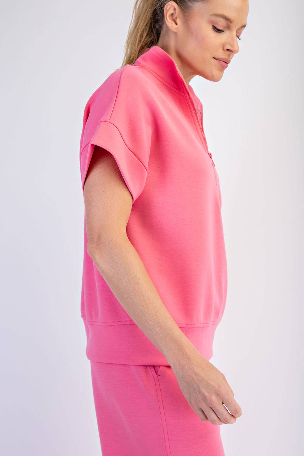MODAL SCUBA QUARTER ZIP SHORT SLEEVE TOP