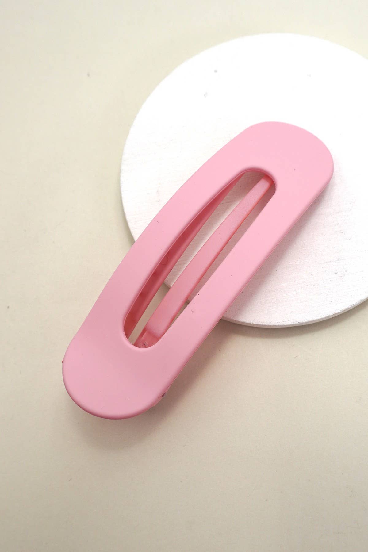LARGE OVAL LAY DOWN FLAT HAIR CLAW CLIPS | 40H916