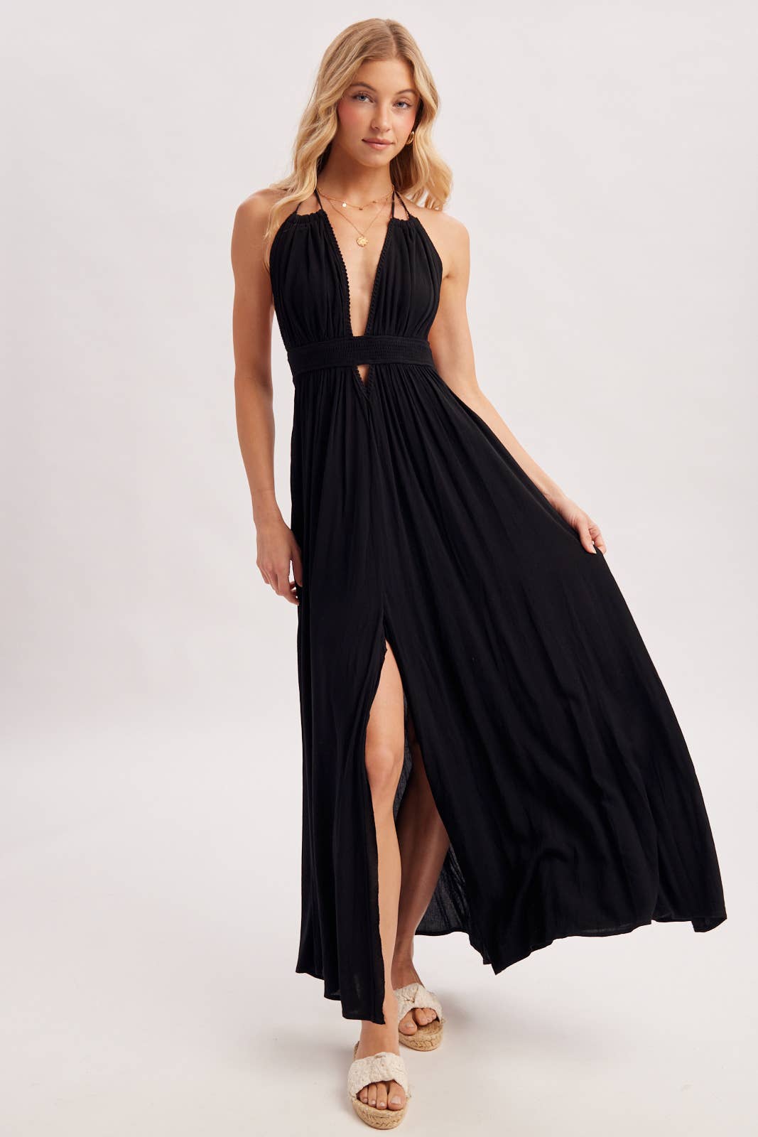 A CRINKLY CREPE DEEP V-NECK HALTER MAXI SUNDRESS