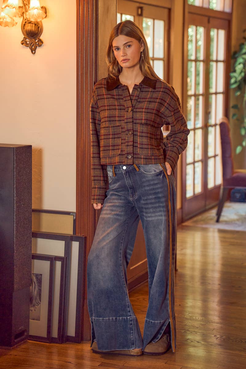 WIDE LEG FLARE WASHED DENIM JEANS WITH SIDE SEAM